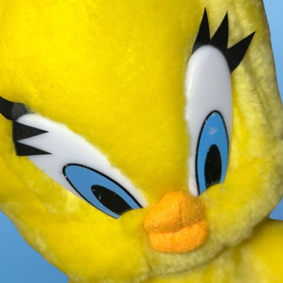 Vintage 1997 Tweety Bird Looney Tunes Warner Bros Plush Stuffed Animal 10” - Picture 3 of 5